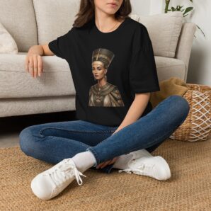Luxury Queen Nefertiti Egyptian Royal Graphic T-Shirt | Black, Beige & Gold Premium Art Tee